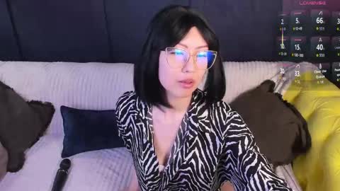 Snapshot of valerymur chatting on May 2026 02:23:01 PM Valery Mur3 online show from May 2026 02:23:01 PM