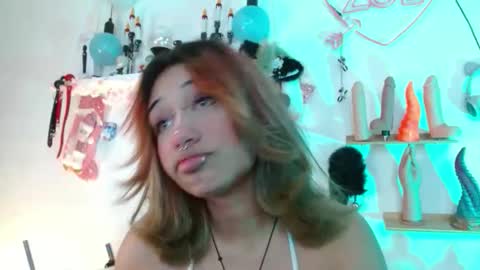 zoe online show from December 2025 07:33:02 PM