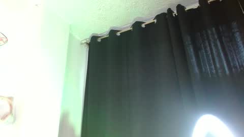 zoe online show from January 2026 07:30:01 PM