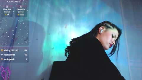 Snapshot of valerysnow_ chatting on December 2024 04:32:02 AM Valery online show from December 2024 04:32:02 AM