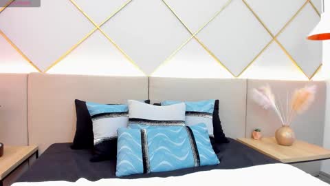 Sofia online show from February 2026 10:10:02 PM