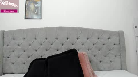 Snapshot of valesskahall chatting on October 2025 01:40:02 PM Valesskahall online show from October 2025 01:40:02 PM