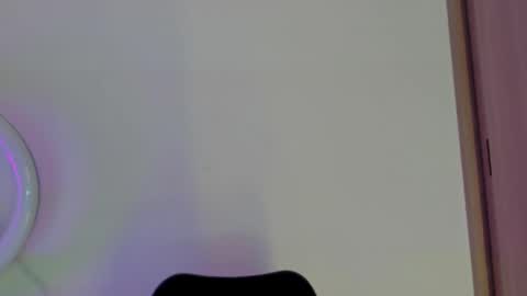 Valezny V online show from April 2026 07:07:02 PM