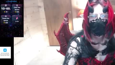 Snapshot of valhanna_ chatting on November 2025 06:13:01 AM Valhanna online show from November 2025 06:13:01 AM