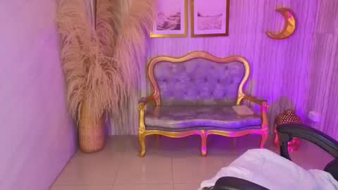 Snapshot of valkiria_ardent_s chatting on November 2025 01:21:02 PM Valkiria online show from November 2025 01:21:02 PM