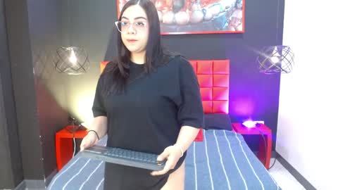 Valkirye  online show from March 2026 11:10:01 AM