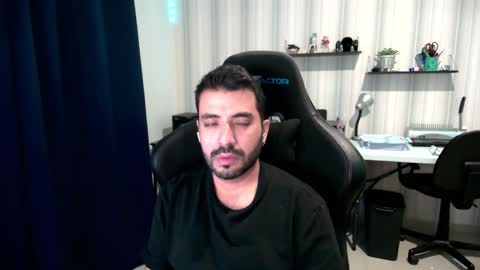 Roberto Carlos online show from November 2025 02:21:01 AM