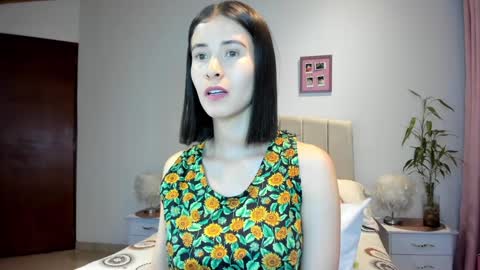 Snapshot of vallejo_macarena chatting on January 2025 01:58:01 AM Macarena online show from January 2025 01:58:01 AM