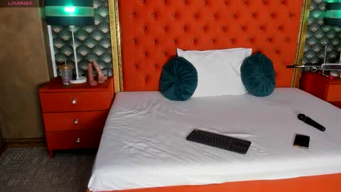 Valerie Val V online show from September 2025 11:51:02 PM