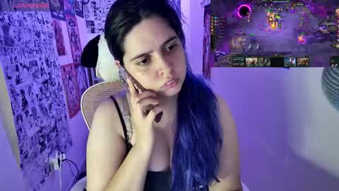 Im Violet online show from November 2025 11:03:01 PM