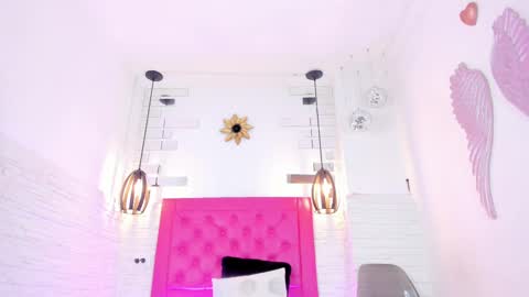 Vallolet Peach  online show from February 2025 11:31:02 AM