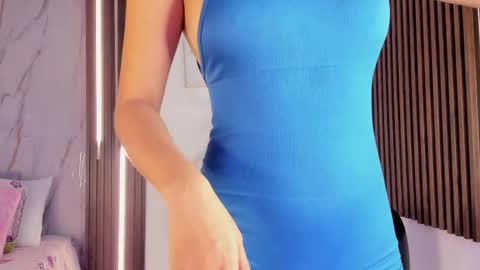 Vallolet Peach  online show from February 2026 12:09:01 PM