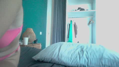 valure_lera online show from February 2025 09:20:02 AM