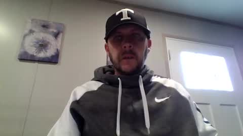 Snapshot of valvenus101 chatting on November 2025 04:50:02 PM Val Venus online show from November 2025 04:50:02 PM