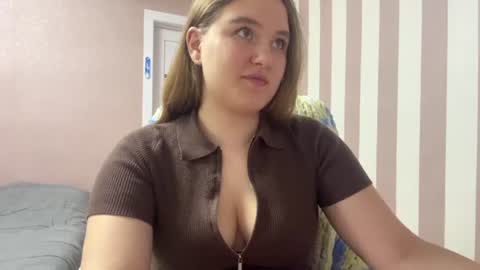 Lily online show from June 2026 11:31:01 PM