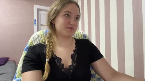 Lily online show from July 2026 10:01:02 PM