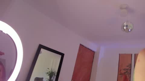      online show from January 2025 09:47:02 PM