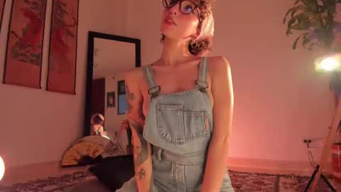      online show from March 2025 11:03:02 PM