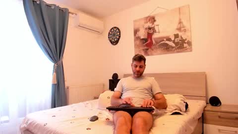 valyvalisimo online show from March 2026 06:08:02 AM