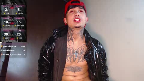 Snapshot of vampiredavyd chatting on December 2024 03:09:01 AM david guzman i model independenthelp me with a thumbs up online show from December 2024 03:09:01 AM