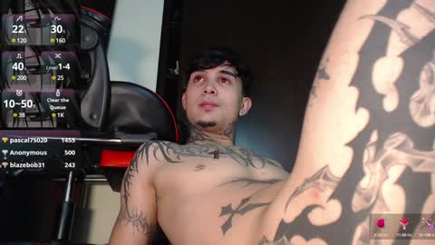 Snapshot of vampiredavyd chatting on December 2024 06:14:01 AM david guzman i model independenthelp me with a thumbs up online show from December 2024 06:14:01 AM