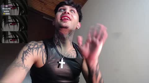 Snapshot of vampiredavyd chatting on January 2025 11:38:01 PM david guzman i model independenthelp me with a thumbs up online show from January 2025 11:38:01 PM