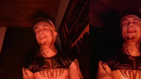 Snapshot of vampiredavyd chatting on February 2025 04:41:02 AM david guzman i model independenthelp me with a thumbs up online show from February 2025 04:41:02 AM