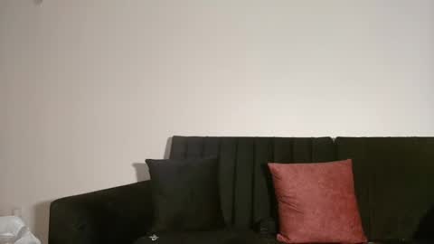 Snapshot of vampiredavyd chatting on March 2025 01:17:02 AM david guzman i model independenthelp me with a thumbs up online show from March 2025 01:17:02 AM