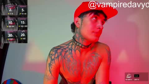 Snapshot of vampiredavyd chatting on September 2025 02:37:02 AM david guzman i model independenthelp me with a thumbs up online show from September 2025 02:37:02 AM