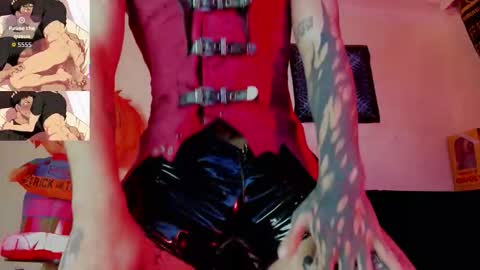 Snapshot of vampiredavyd chatting on October 2025 02:32:01 AM david guzman i model independenthelp me with a thumbs up online show from October 2025 02:32:01 AM