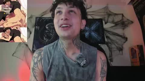 Snapshot of vampiredavyd chatting on October 2025 02:12:02 AM david guzman i model independenthelp me with a thumbs up online show from October 2025 02:12:02 AM