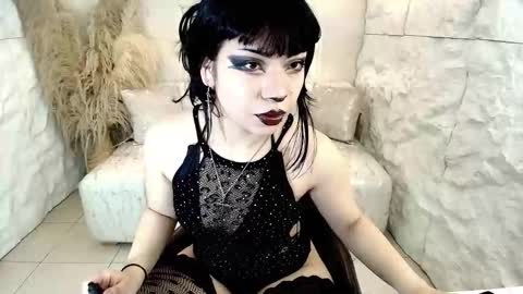 vampkitty_r online show from February 2026 01:20:01 PM