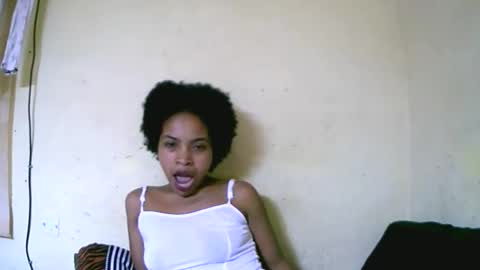 Snapshot of vanah344375 chatting on October 2025 10:23:02 AM vanah344375 online show from October 2025 10:23:02 AM
