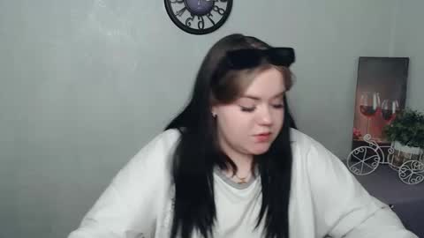 Vanda online show from March 2025 05:02:01 PM