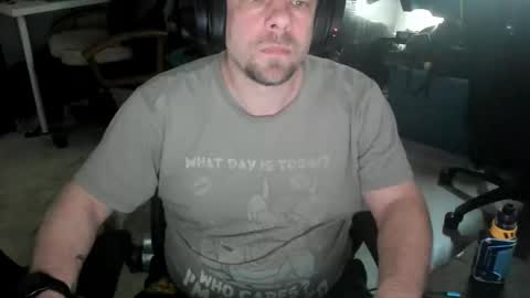 Snapshot of vandonh chatting on October 2025 08:52:01 PM vandonh online show from October 2025 08:52:01 PM