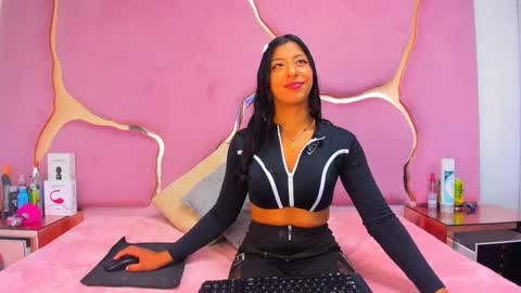 Vane online show from March 2025 01:37:01 AM