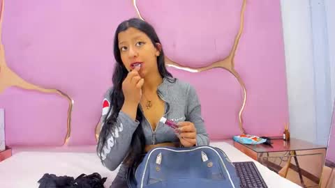 Vane online show from September 2025 05:17:01 PM