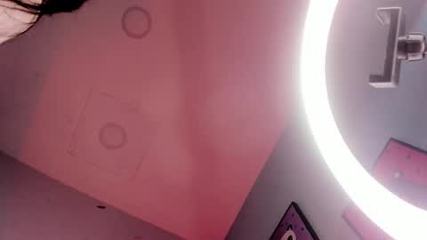 Snapshot of vanelope_evans_ chatting on February 2026 02:22:02 PM vanelope_evans_ online show from February 2026 02:22:02 PM