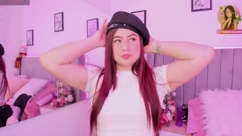 Snapshot of vanesa_moon_ chatting on December 2025 12:59:02 AM vanesa_moon_ online show from December 2025 12:59:02 AM