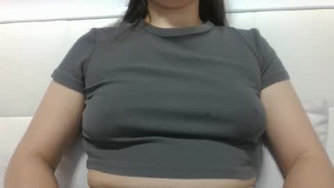 Snapshot of vanesajewel chatting on October 2025 10:55:02 PM VanesaJewel online show from October 2025 10:55:02 PM