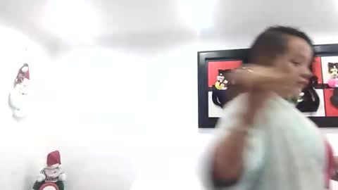 Snapshot of vanesam chatting on December 2025 11:47:01 AM vanessa and samantha online show from December 2025 11:47:01 AM