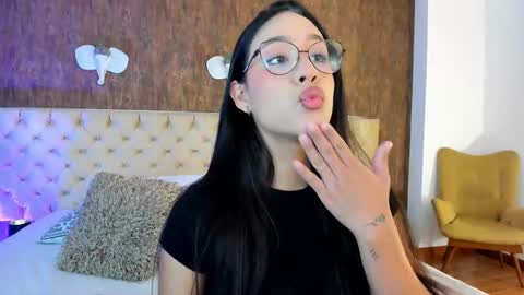 Snapshot of vanesapriest chatting on November 2025 03:25:01 PM Vanesa Priest online show from November 2025 03:25:01 PM