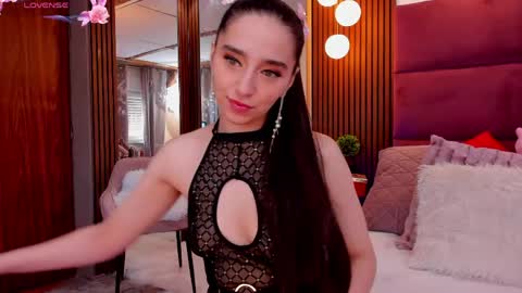 Snapshot of vanessaangelx chatting on May 2026 06:00:01 AM Vanessa Diamond online show from May 2026 06:00:01 AM