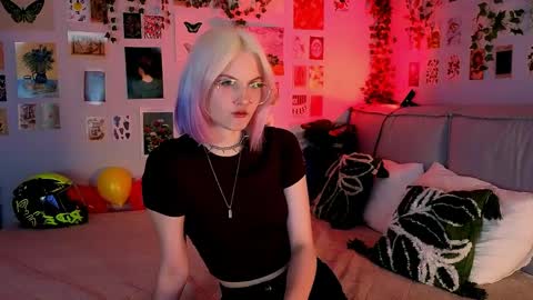 Snapshot of vanessaaustin chatting on June 2026 02:49:02 PM Vanessa online show from June 2026 02:49:02 PM