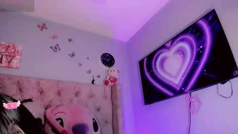 Snapshot of vanessacastroo chatting on October 2025 07:29:01 AM vanessacastroo online show from October 2025 07:29:01 AM