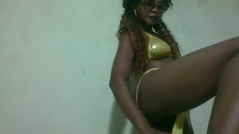 vanessah64 online show from April 2026 12:19:02 PM