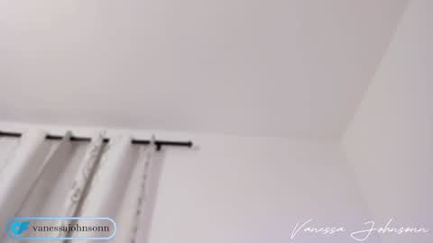 vanessajohnsonn online show from December 2024 01:31:02 AM