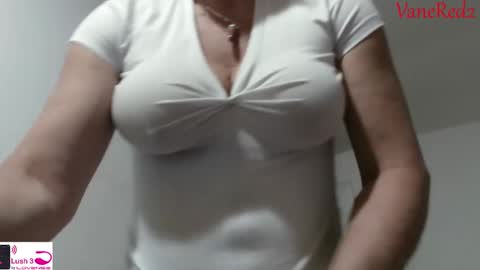 Vanesared2 online show from February 2025 11:36:01 PM