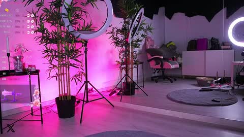 Vanessa Simon online show from January 2025 06:27:02 AM