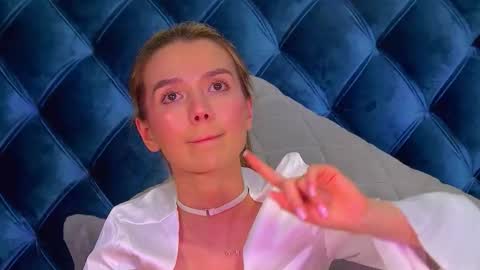 VanessaVienne online show from March 2026 02:15:01 AM